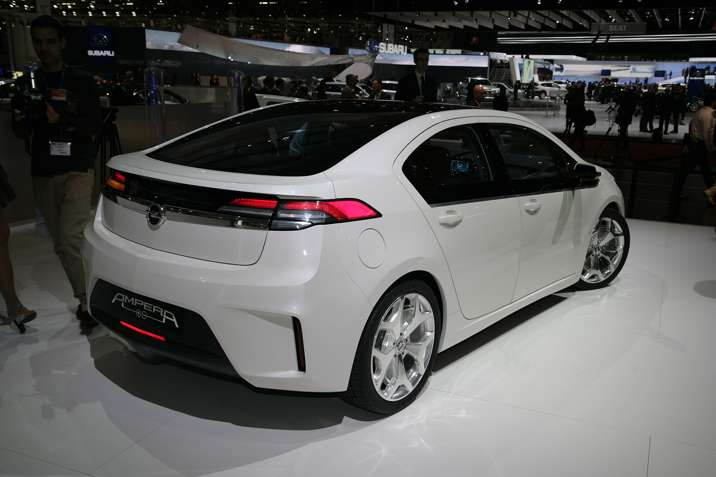 Geneva Opel Ampera Geneva 2009