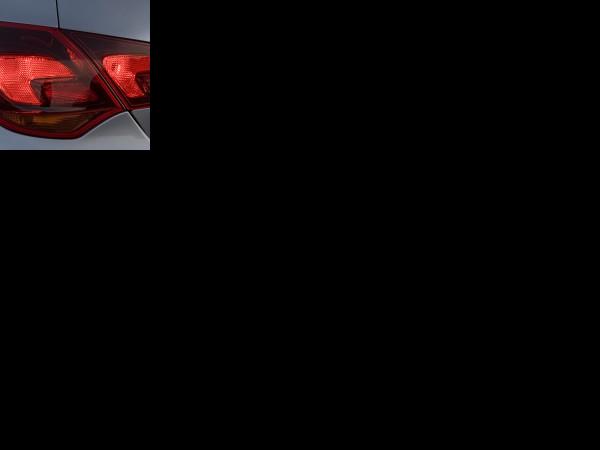 Opel Astra (2010) - picture 25 of 25
