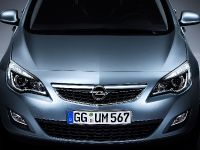 Opel Astra (2010) - picture 4 of 25