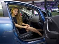 Opel Astra Sedan Moscow 2012 (2012)