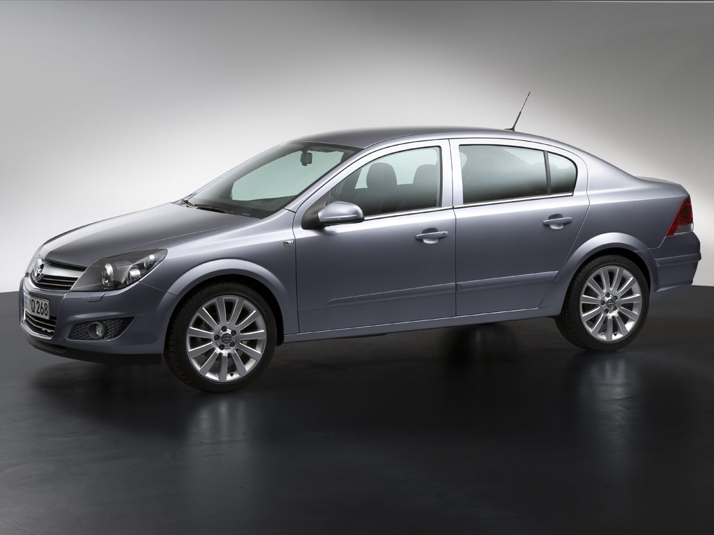 Opel Astra TwinTop / Sedan