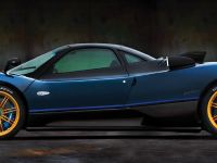 Pagani Zonda Tricolore (2010) - picture 2 of 12