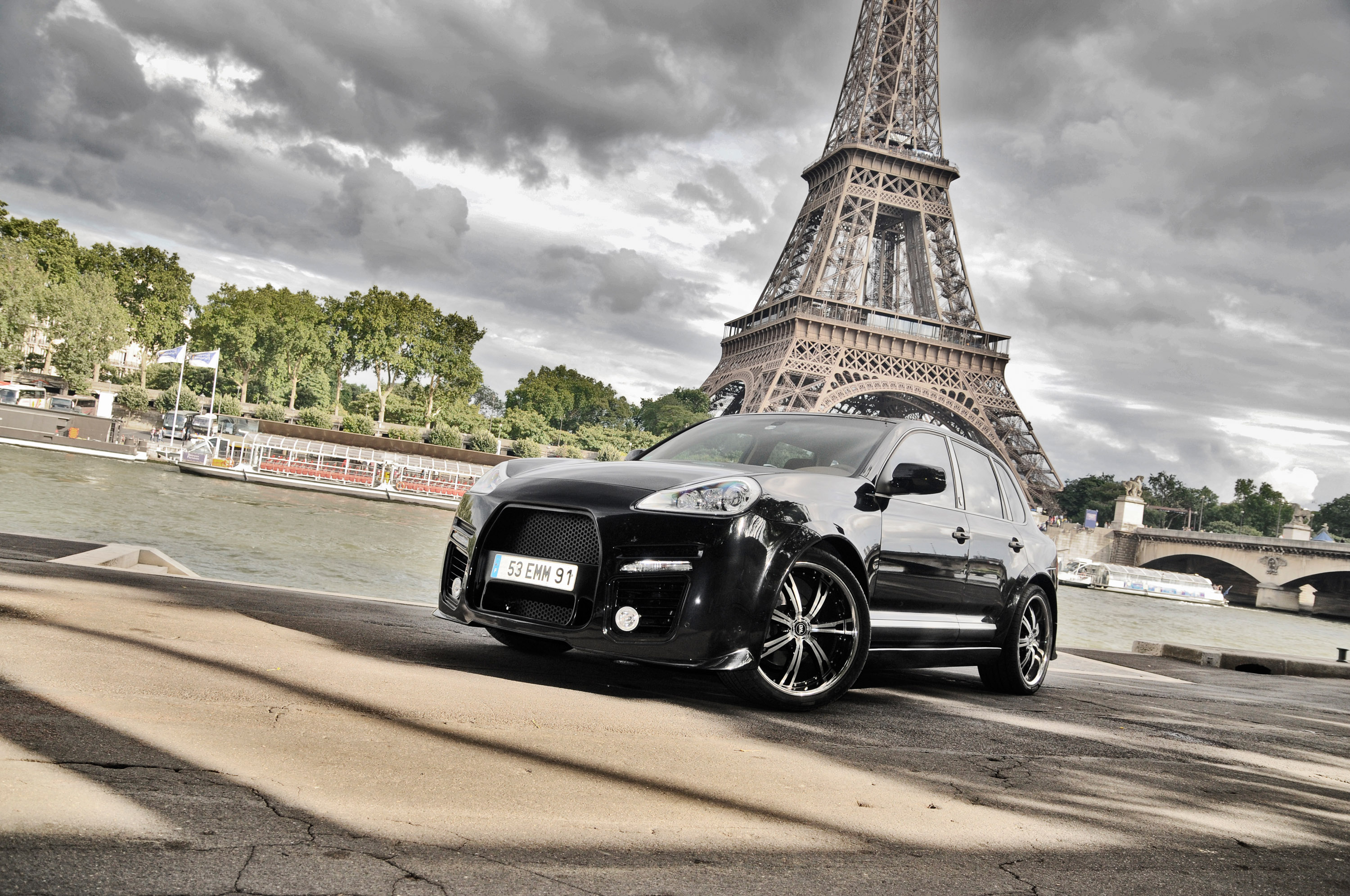 Porsche Paret Porsche Cayenne BALROG