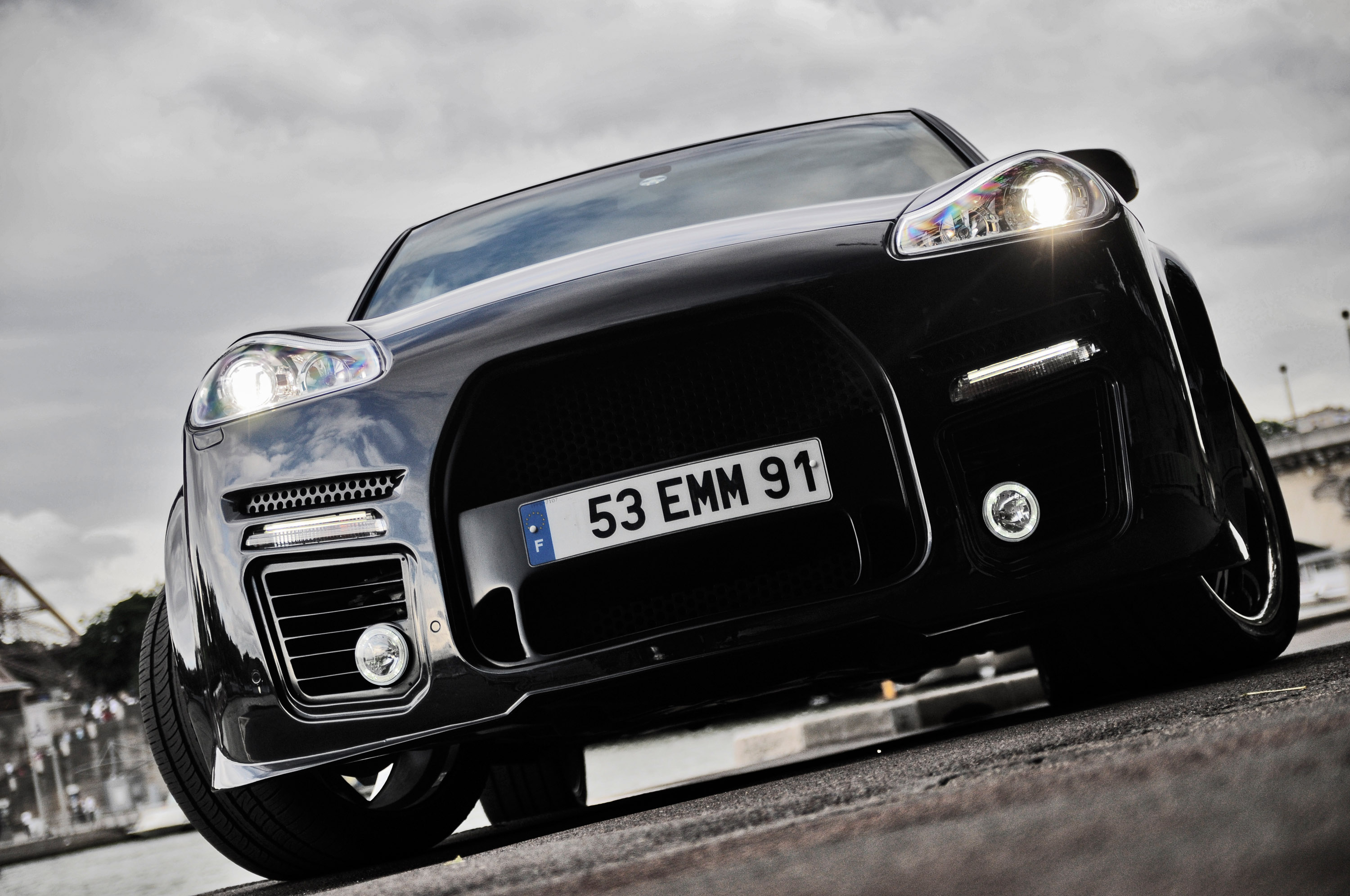 Porsche Paret Porsche Cayenne BALROG
