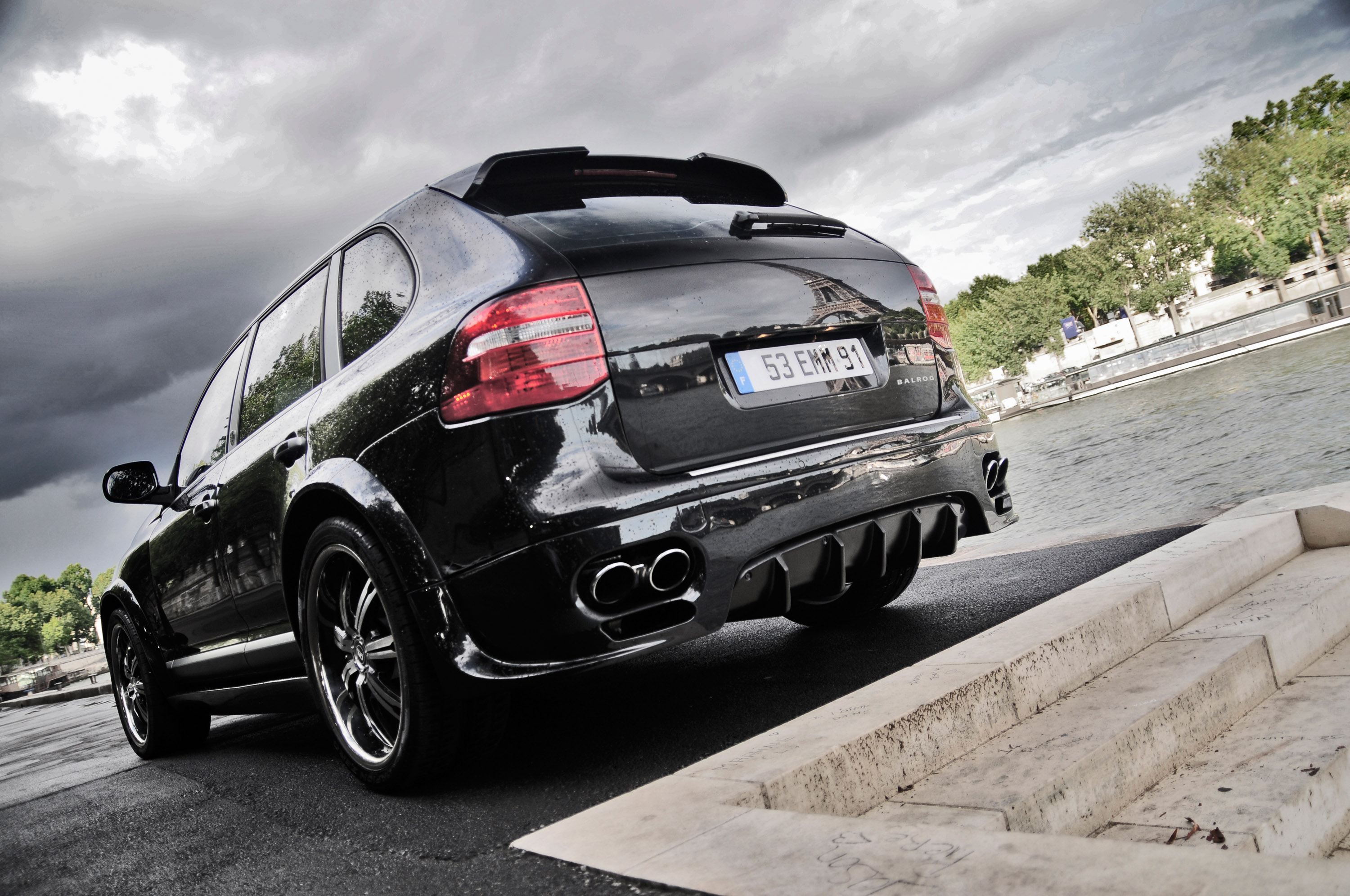 Porsche Paret Porsche Cayenne BALROG