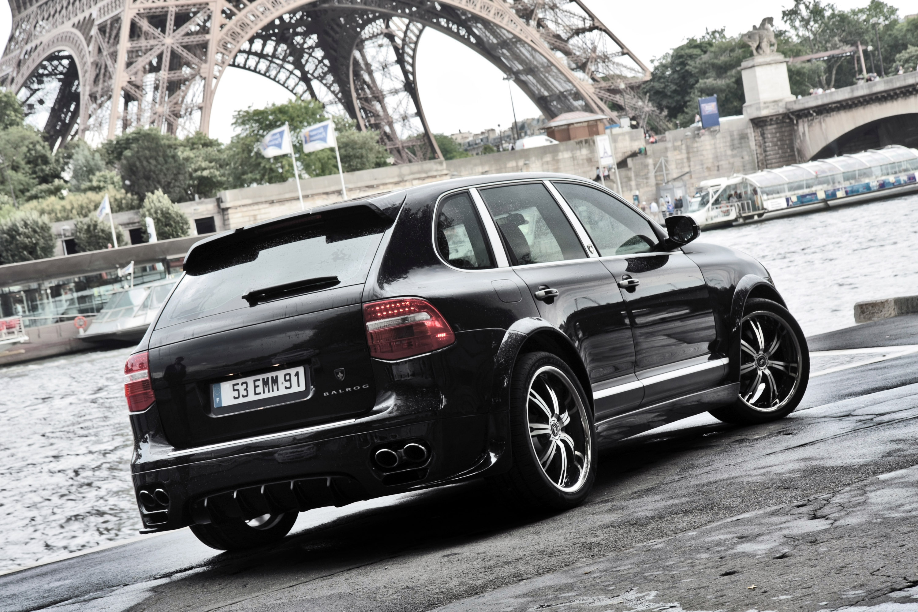 Porsche Paret Porsche Cayenne BALROG