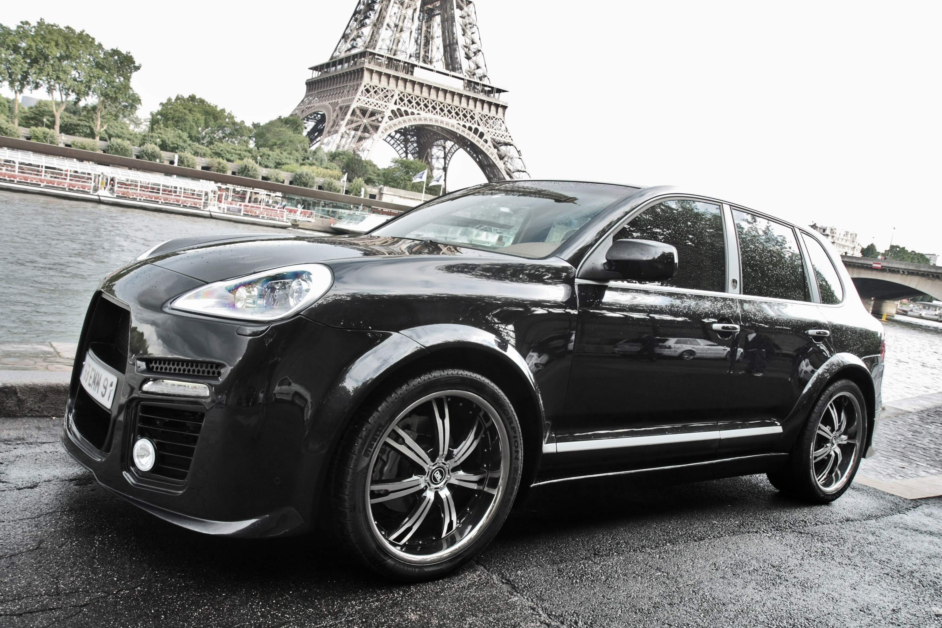 Porsche Paret Porsche Cayenne BALROG