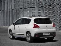 Peugeot 3008 HYbrid4 Limited Edition (2011) - picture 3 of 8