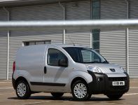 Peugeot Bipper Van (2008) - picture 2 of 8