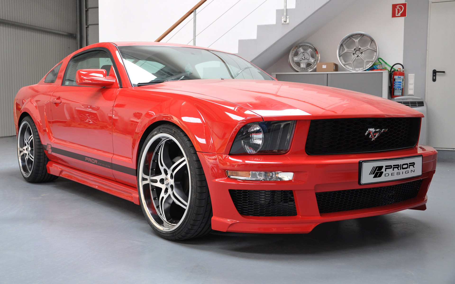 Prior Design PRIOR-DESIGN Ford Mustang Red