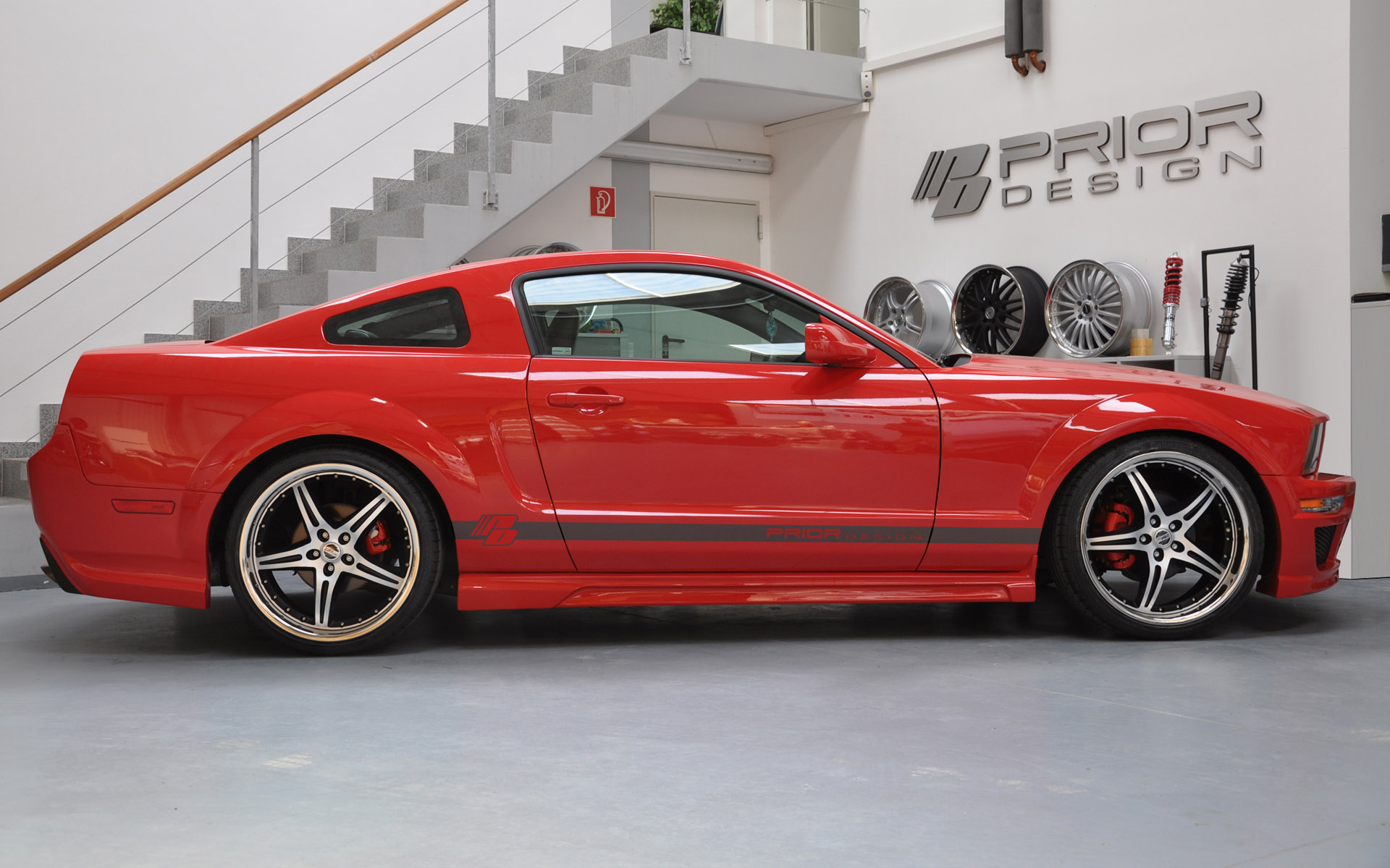 Prior Design PRIOR-DESIGN Ford Mustang Red