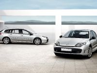 Renault Laguna GT (2008) - picture 1 of 40