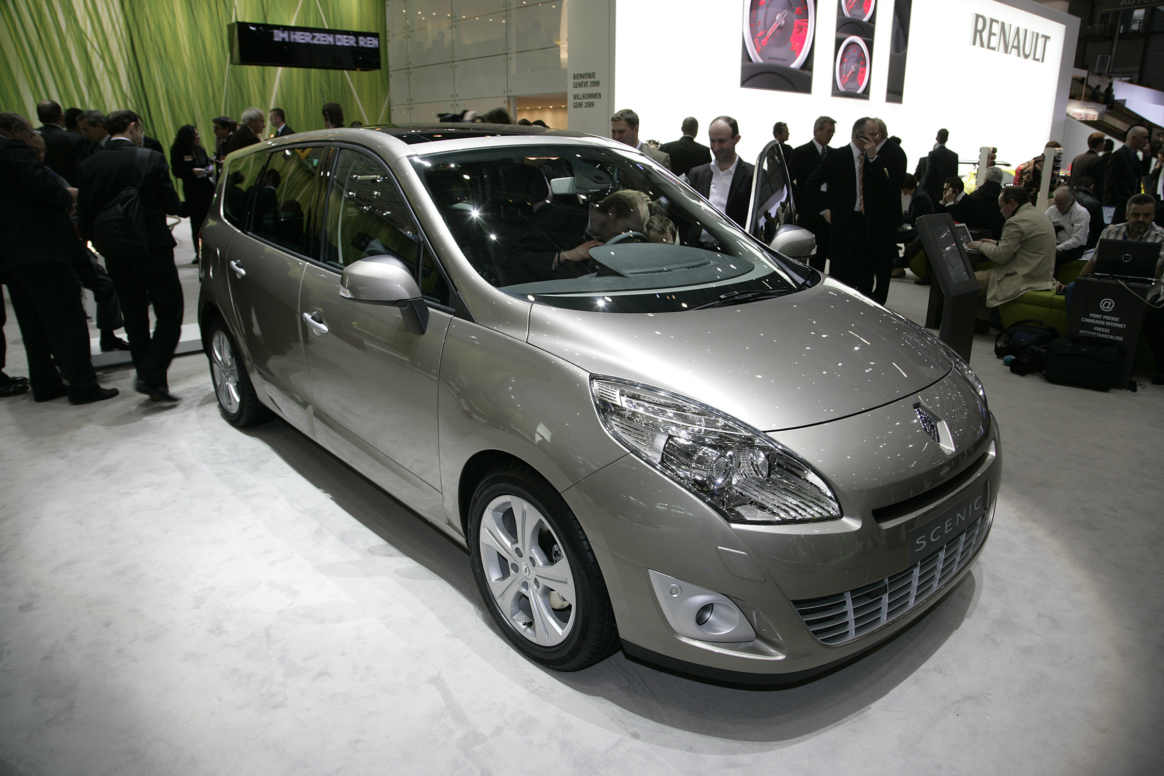 Geneva Renault Scenic Geneva 2009