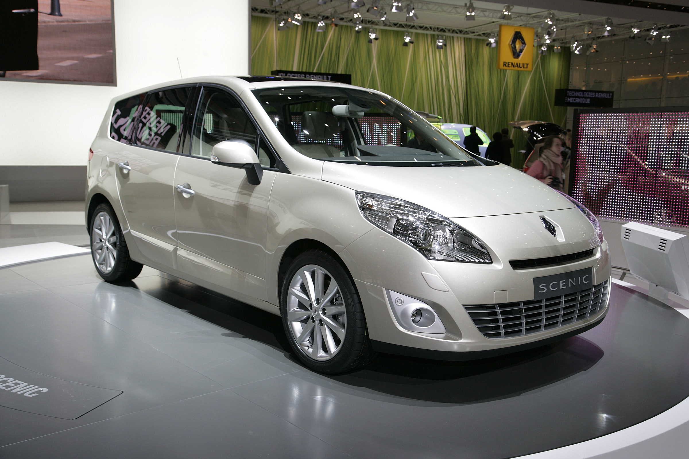 Geneva Renault Scenic Geneva 2009
