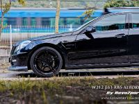 Revozport Mercedes-Benz E63 AMG (2013)