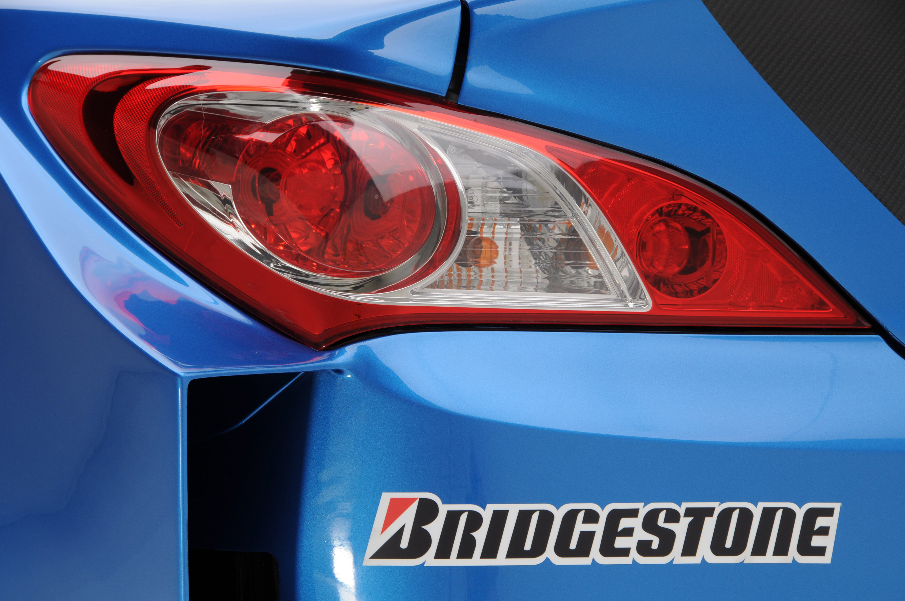 Hyundai RMR Hyundai Genesis Coupe