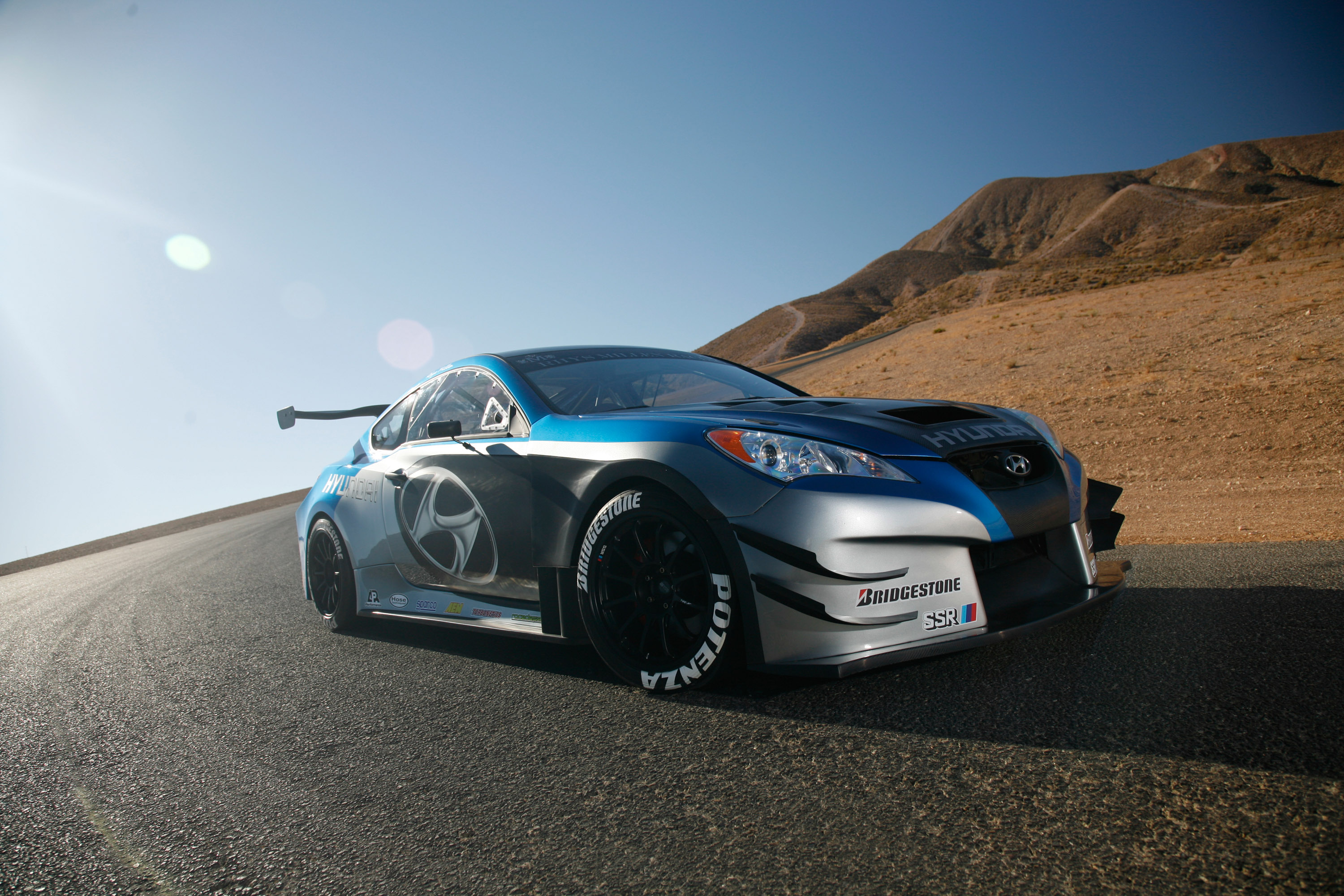 Hyundai RMR Hyundai Genesis Coupe