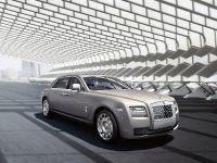 Rolls-Royce Ghost Extended Wheelbase (2012) - picture 2 of 4