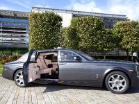 Rolls-Royce Phantom Extended Wheelbase (2011) - picture 2 of 6