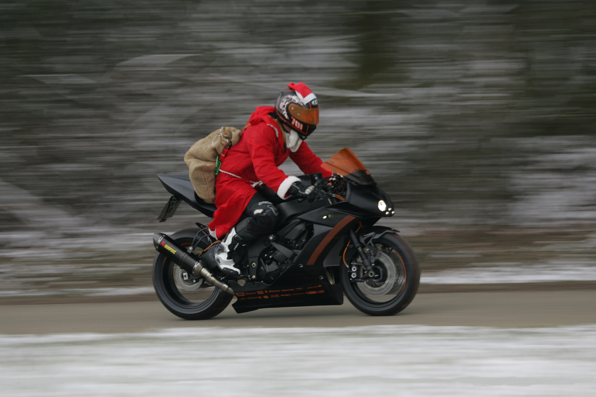 WARM UP Santa Claus on Asphaltfighters STORMBRINGER