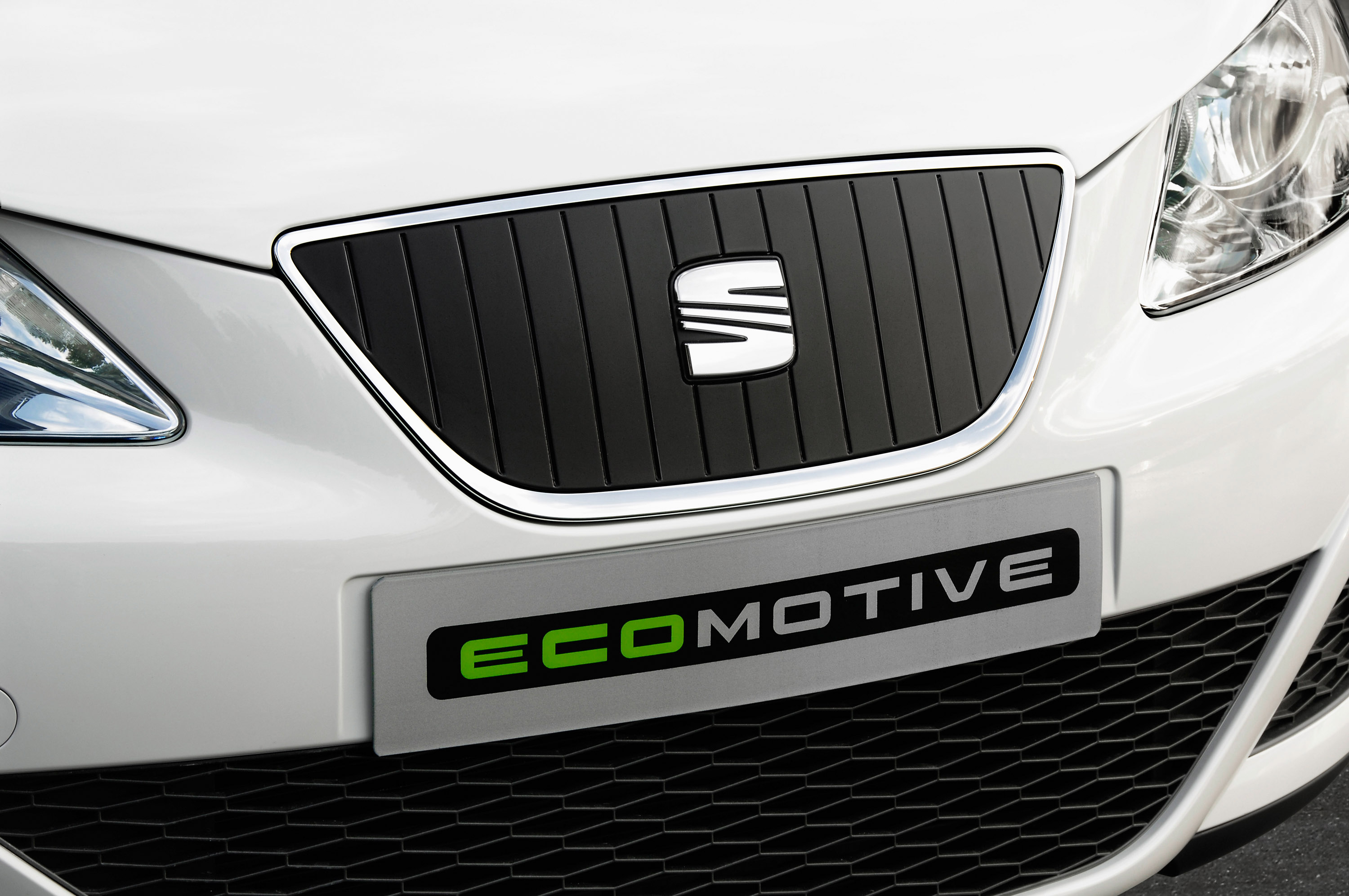 SEAT Ibiza Cupra and Ibiza ECOMOTIVE