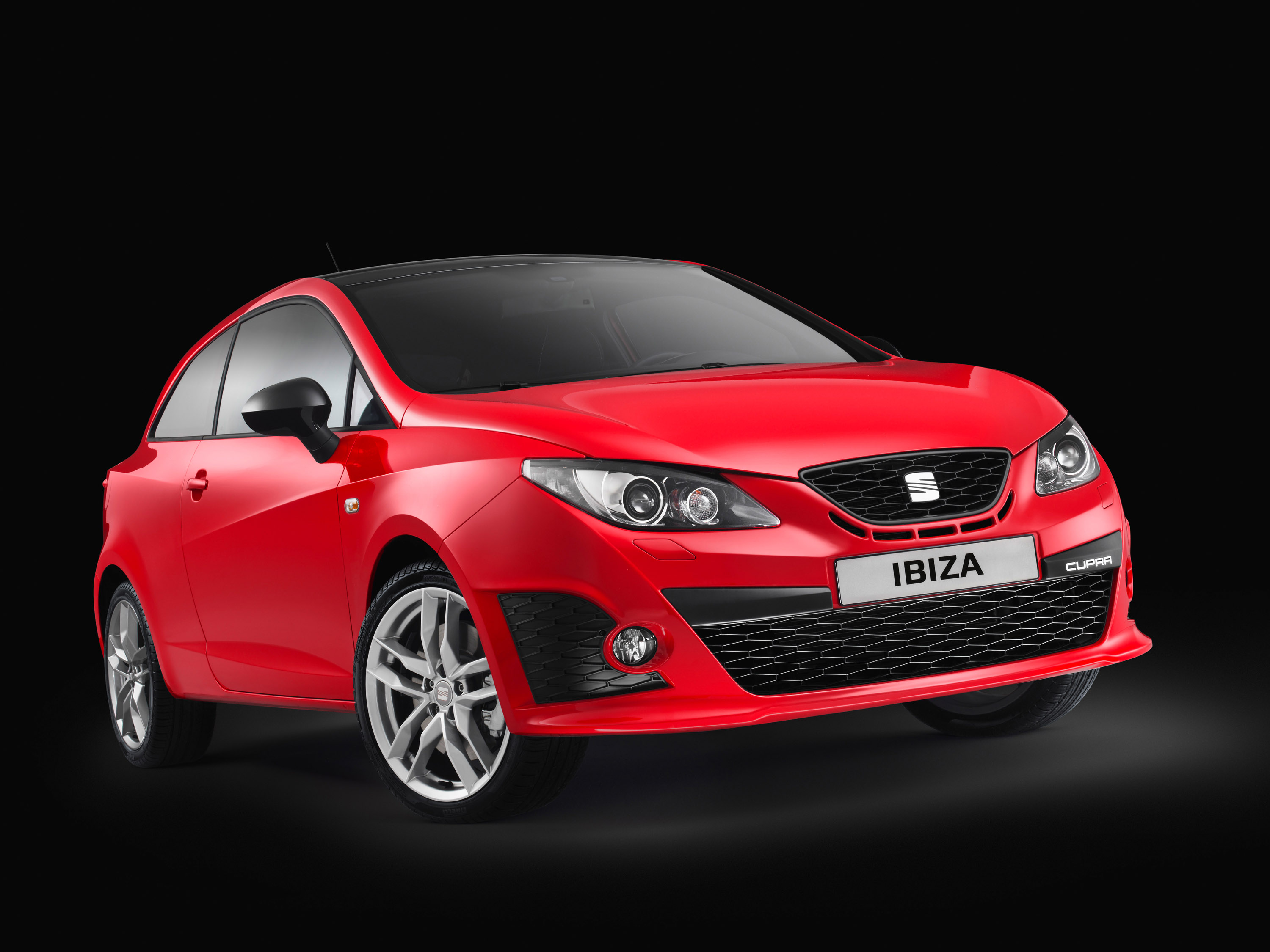 SEAT Ibiza Cupra and Ibiza ECOMOTIVE