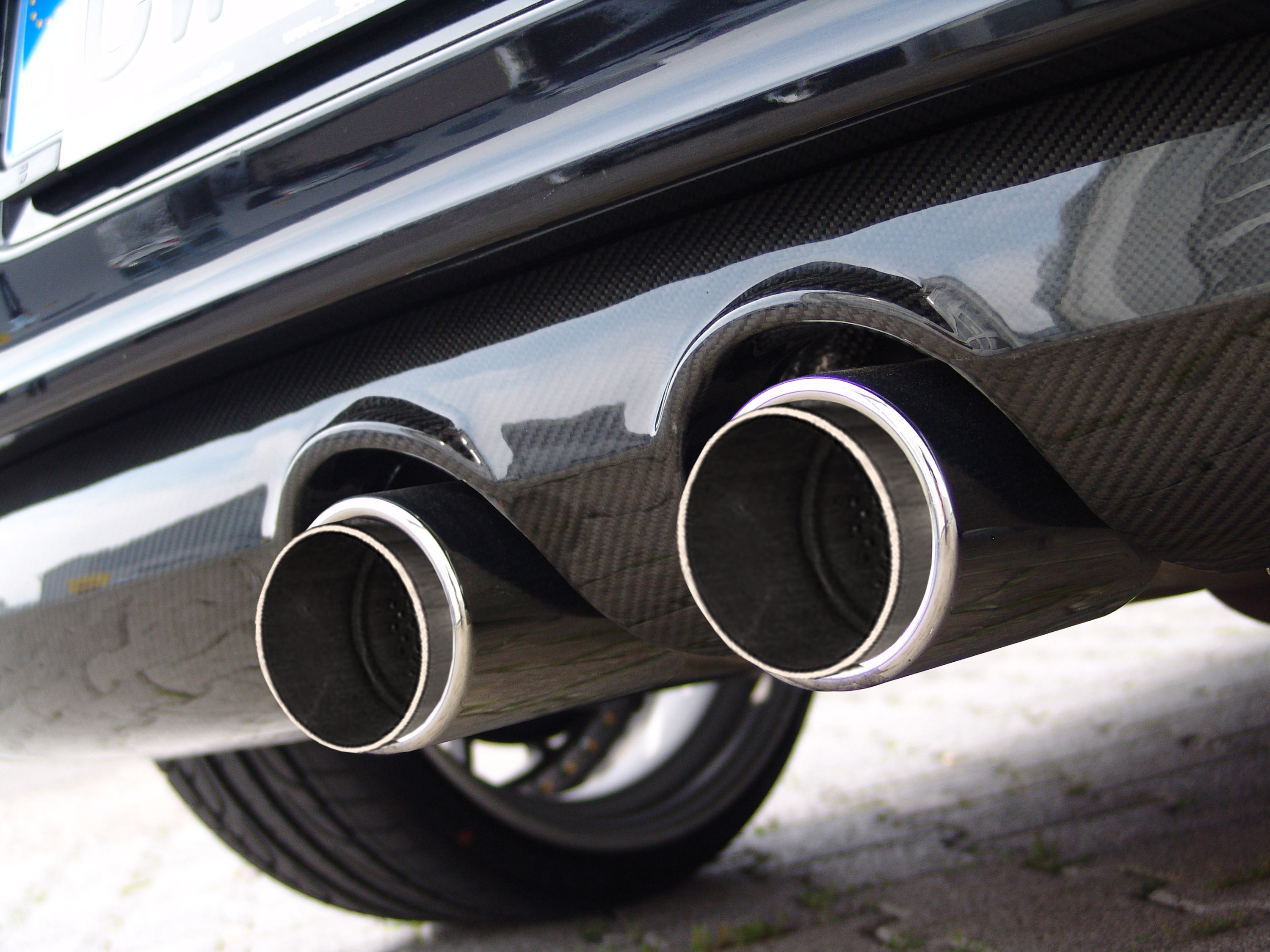 Senner Golf R32 Carbon Racer