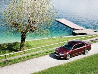 Skoda Superb (2009) - picture 2 of 8