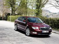 Skoda Superb (2009) - picture 4 of 8