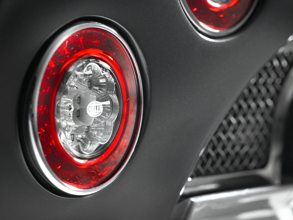 Spyker C8 Aileron
