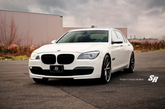 2013 SR Auto BMW 750Li CV1