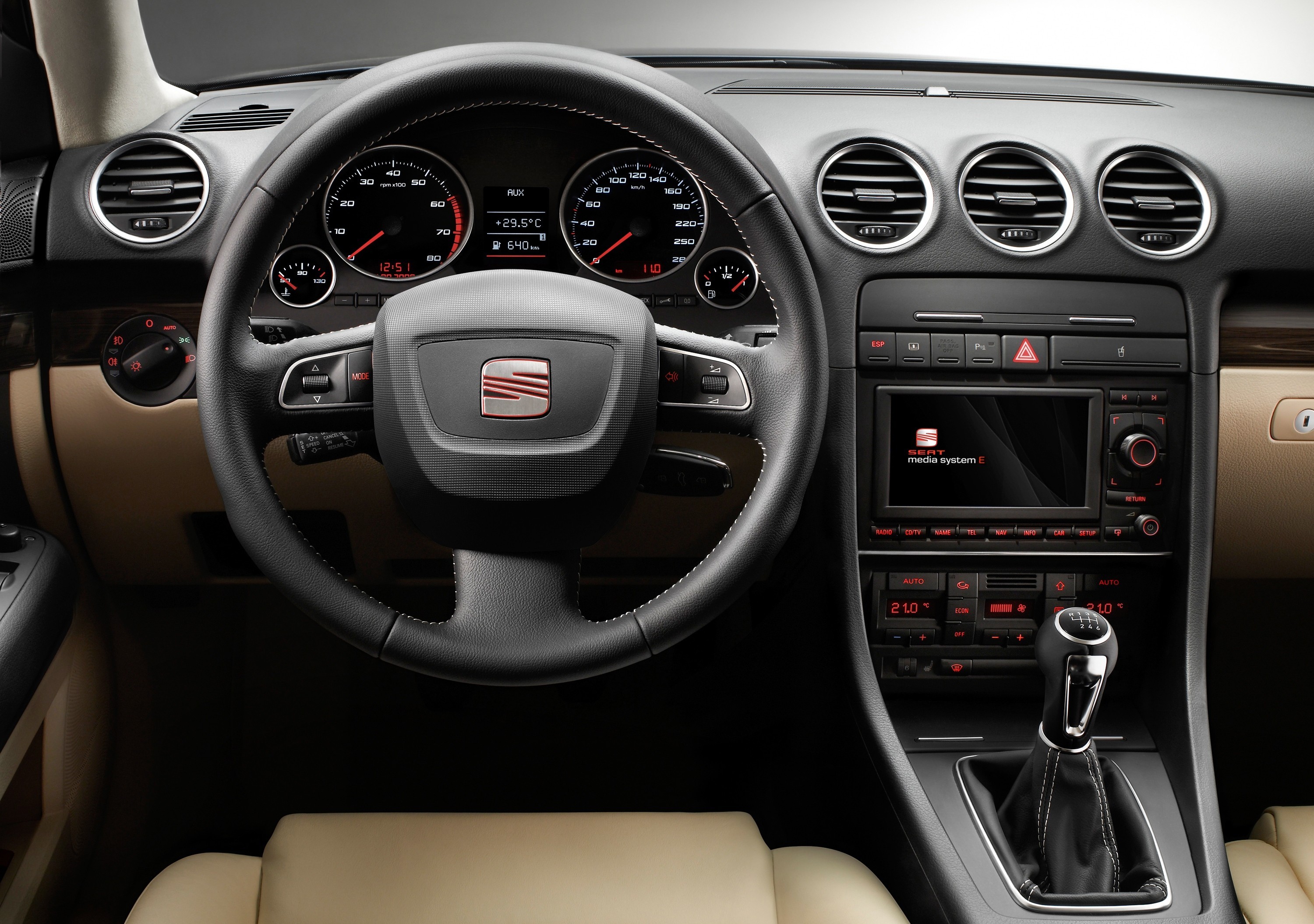 SEAT Exeo