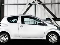 Toyota Aygo Platinum (2009) - picture 4 of 8