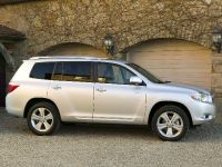 Toyota Highlander (2009) - picture 7 of 22