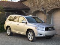 Toyota Highlander (2009) - picture 8 of 22