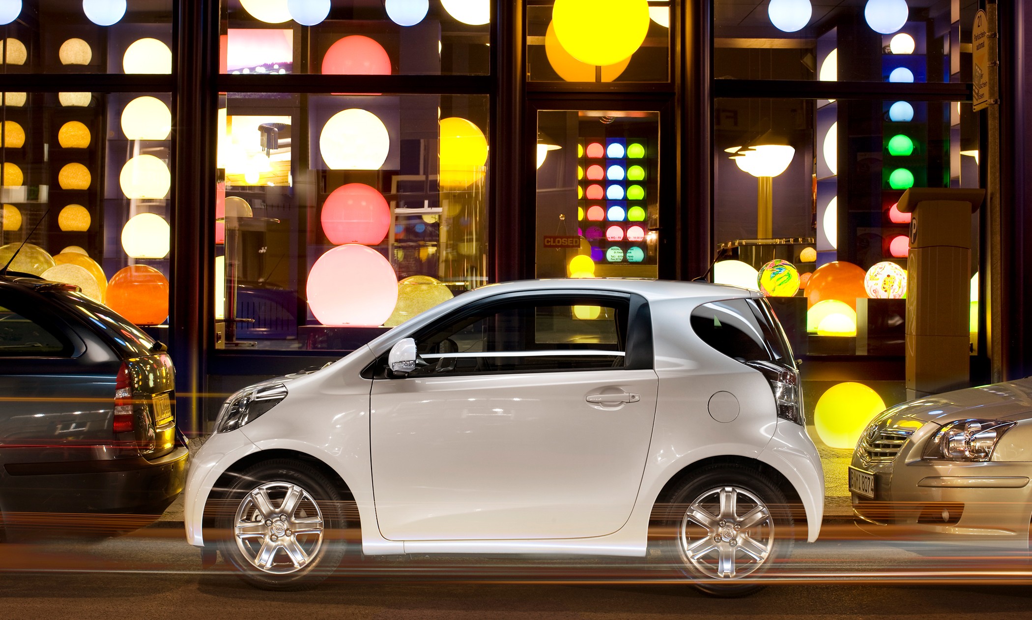 Toyota iQ