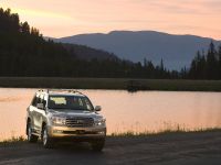 Toyota Land Cruiser (2009) - picture 4 of 28