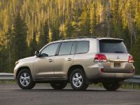 Toyota Land Cruiser (2009) - picture 8 of 28