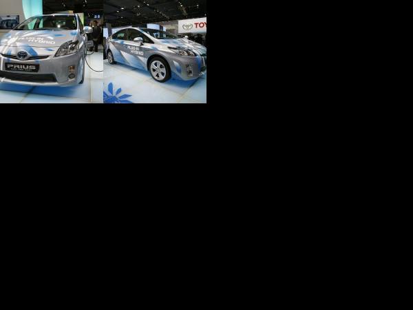 Frankfurt Toyota Prius Plug-in Frankfurt 2011 (2011) - picture 1 of 2