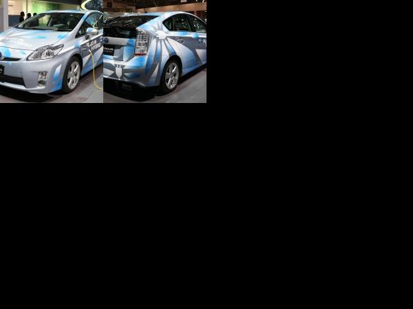 Tokyo Toyota PRIUS PLUG-IN HYBRID Concept Tokyo 2009 (2009) - picture 1 of 2
