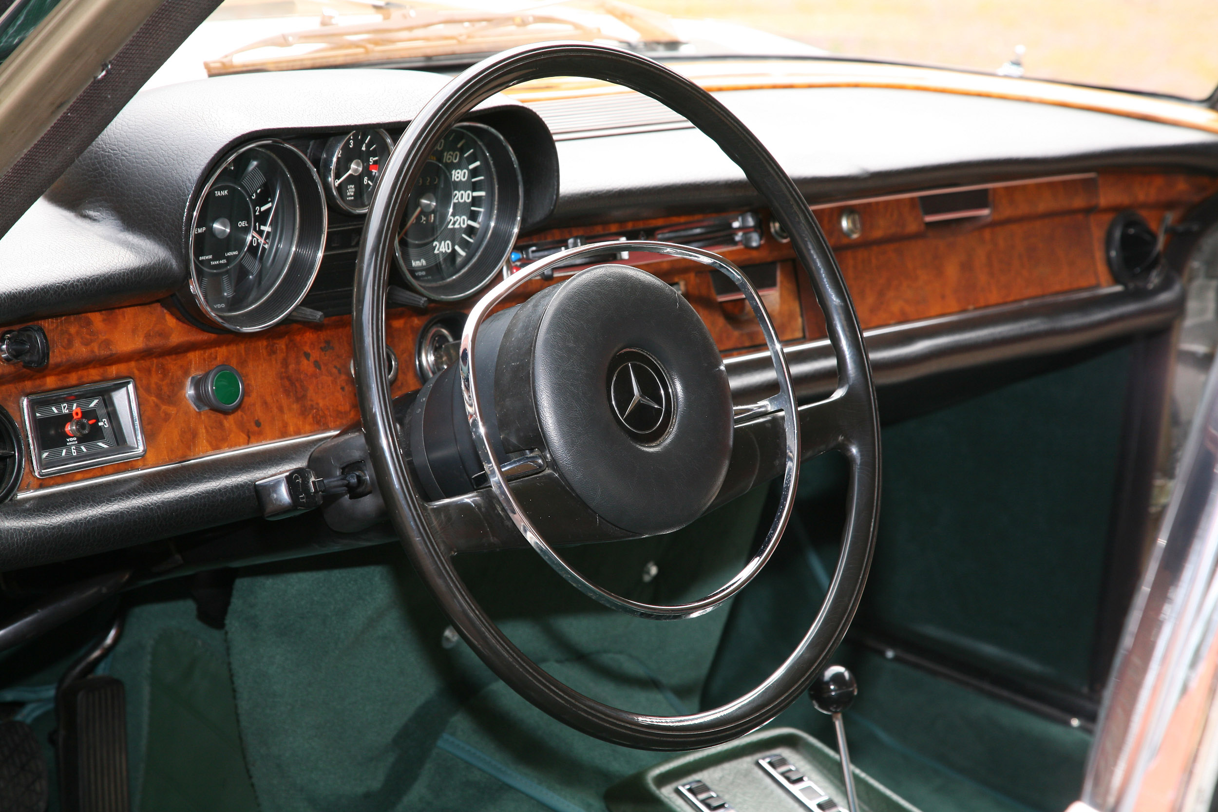 VATH Mercedes-Benz 300 SEL