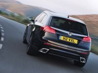 Vauxhall Insignia VXR (2009) - picture 6 of 8