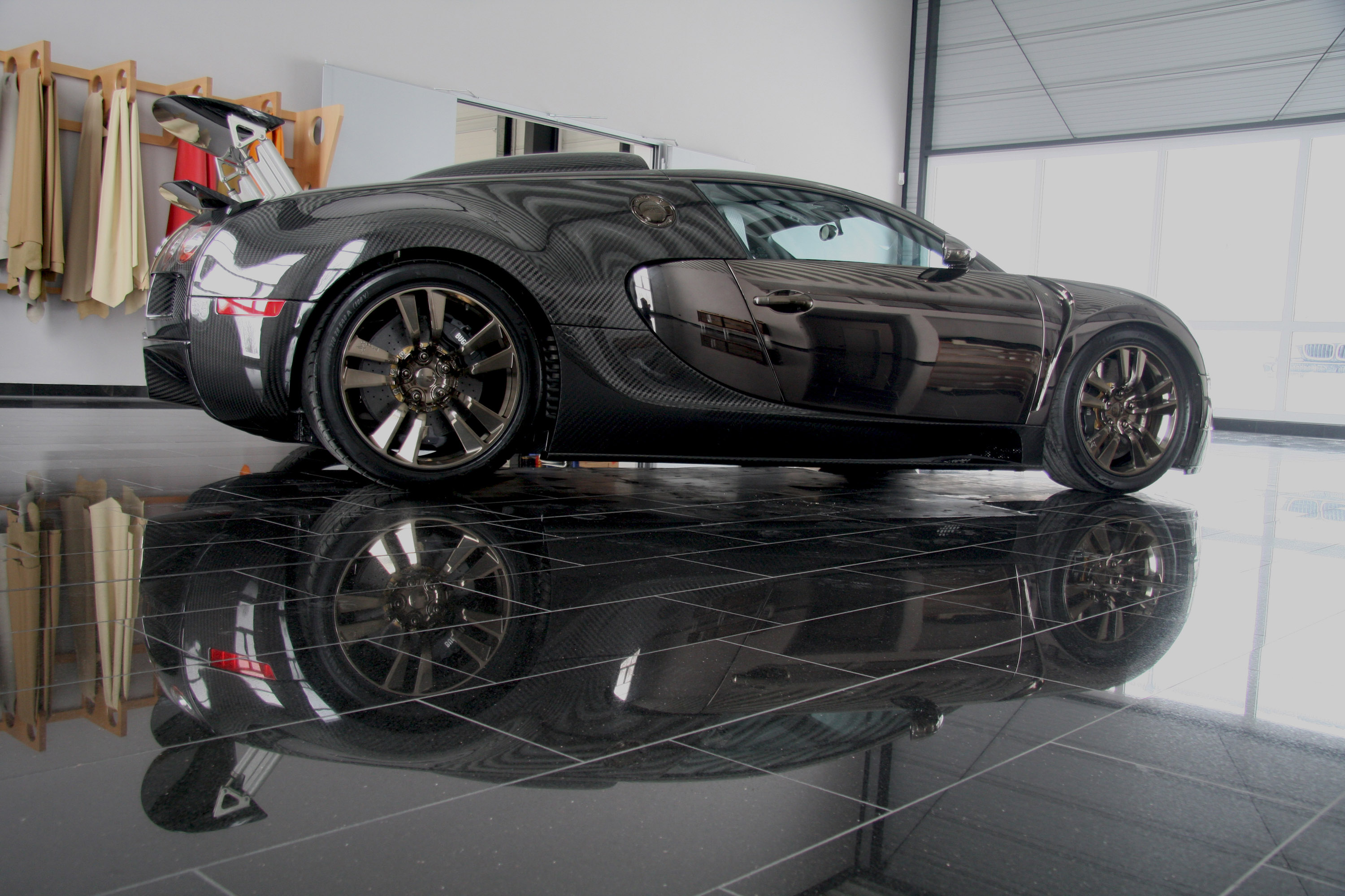 Mansory Linea Vincero Bugatti Veyron 16.4