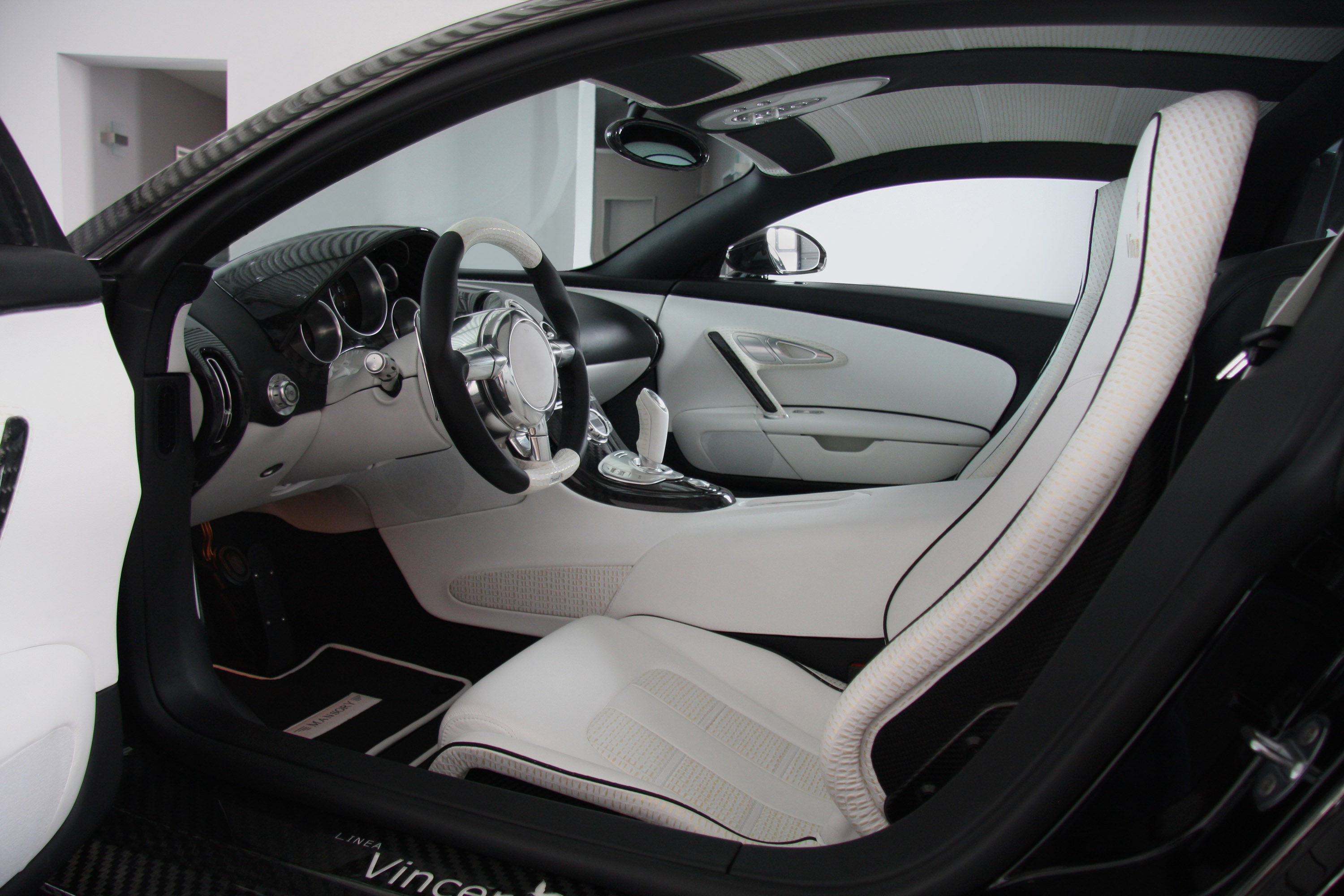 Mansory Linea Vincero Bugatti Veyron 16.4