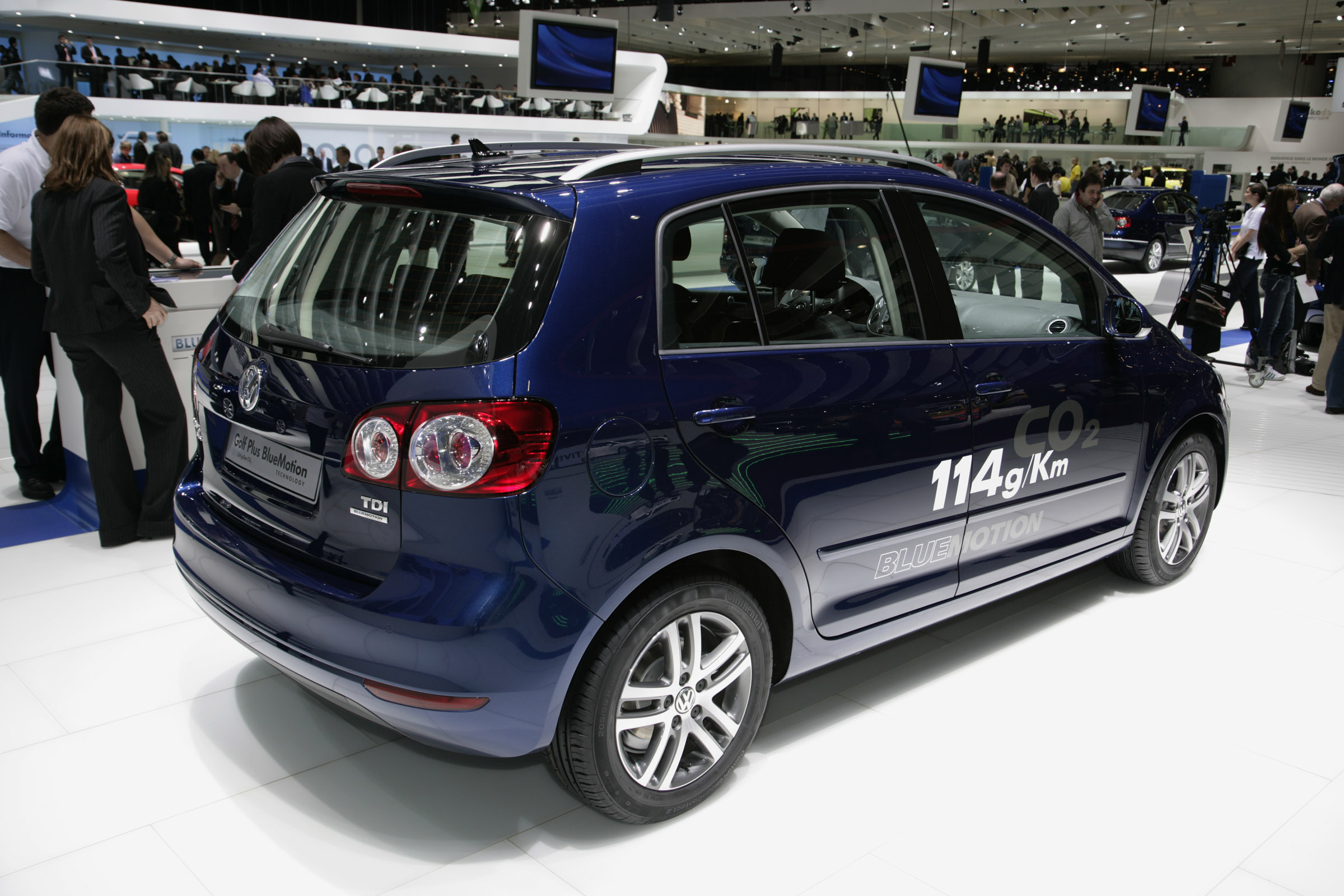 Geneva Volkswagen Golf Plus BlueMotion Geneva 2009