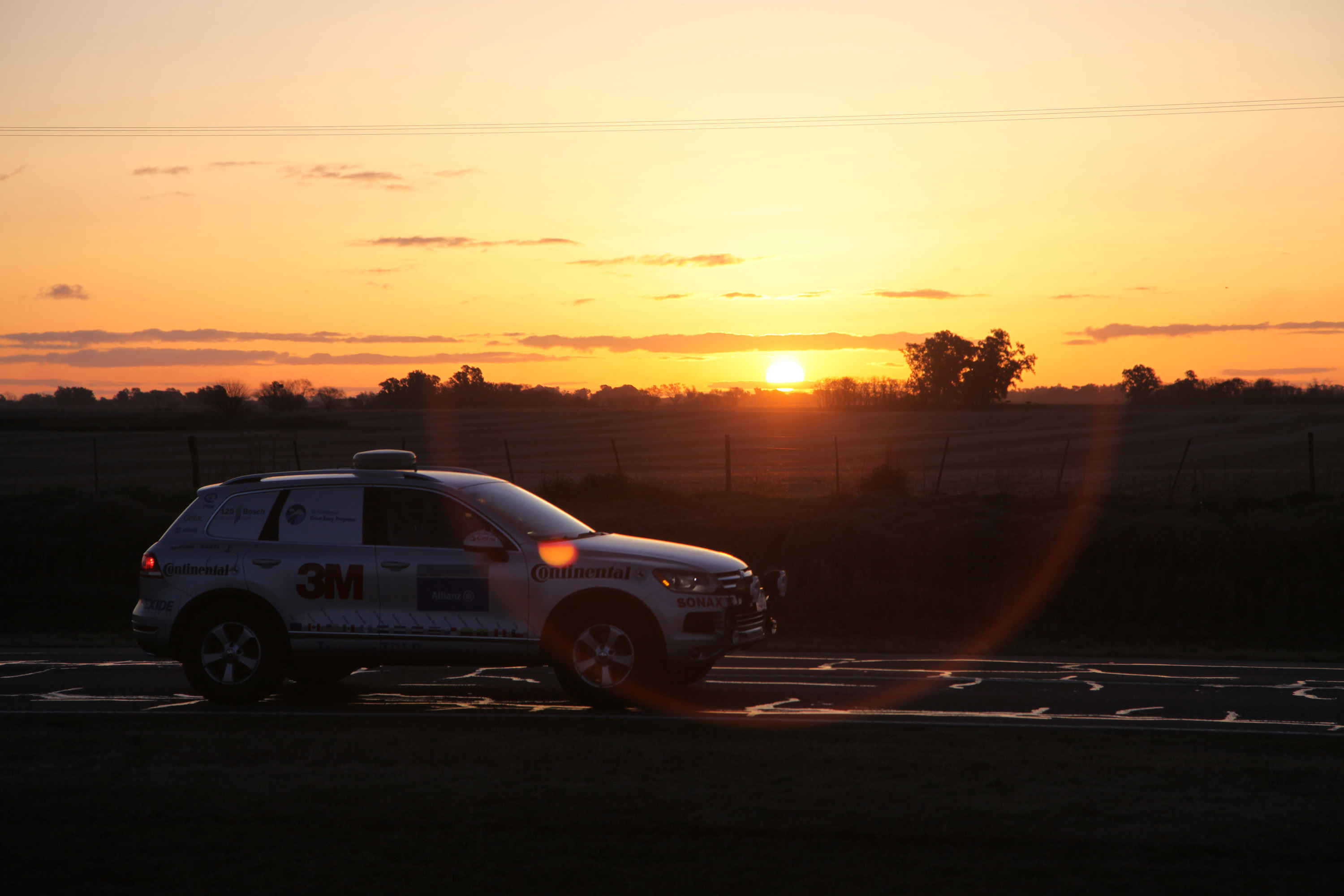 Volkswagen Touareg 3.0 TDI Clean Diesel - World Record