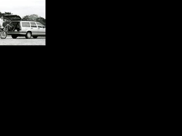 Volvo 850 SE Estate 1993 (1993) - picture 1 of 1
