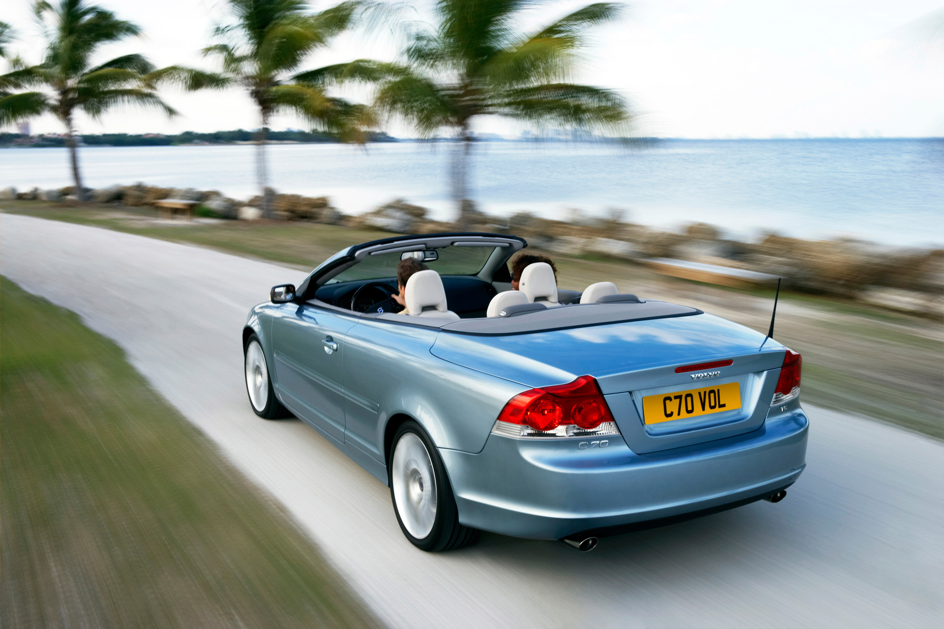 Volvo C70 2006