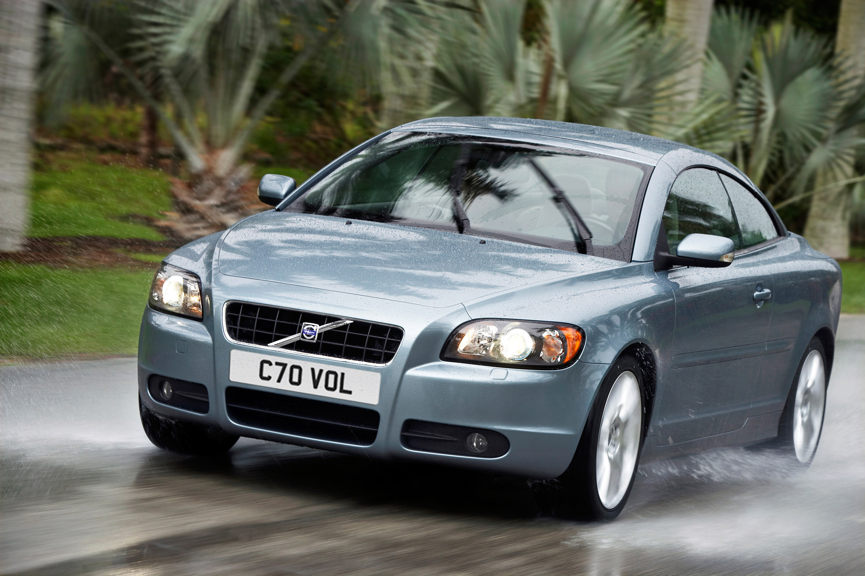 Volvo C70 2006