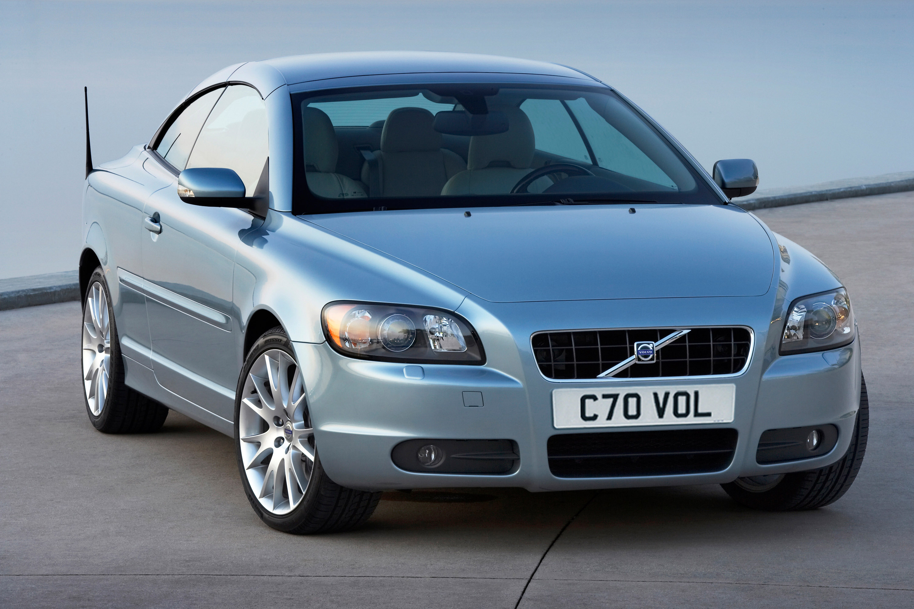Volvo C70 Coupe and Convertible 2005